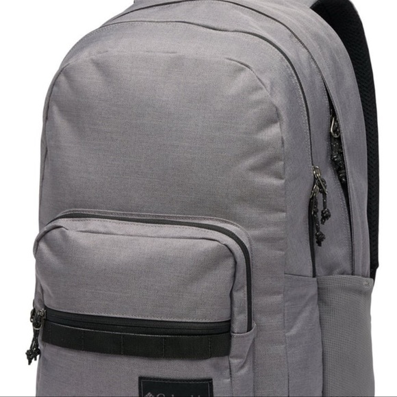 NWT Columbia men’s zigzag II 30 L backpack large size